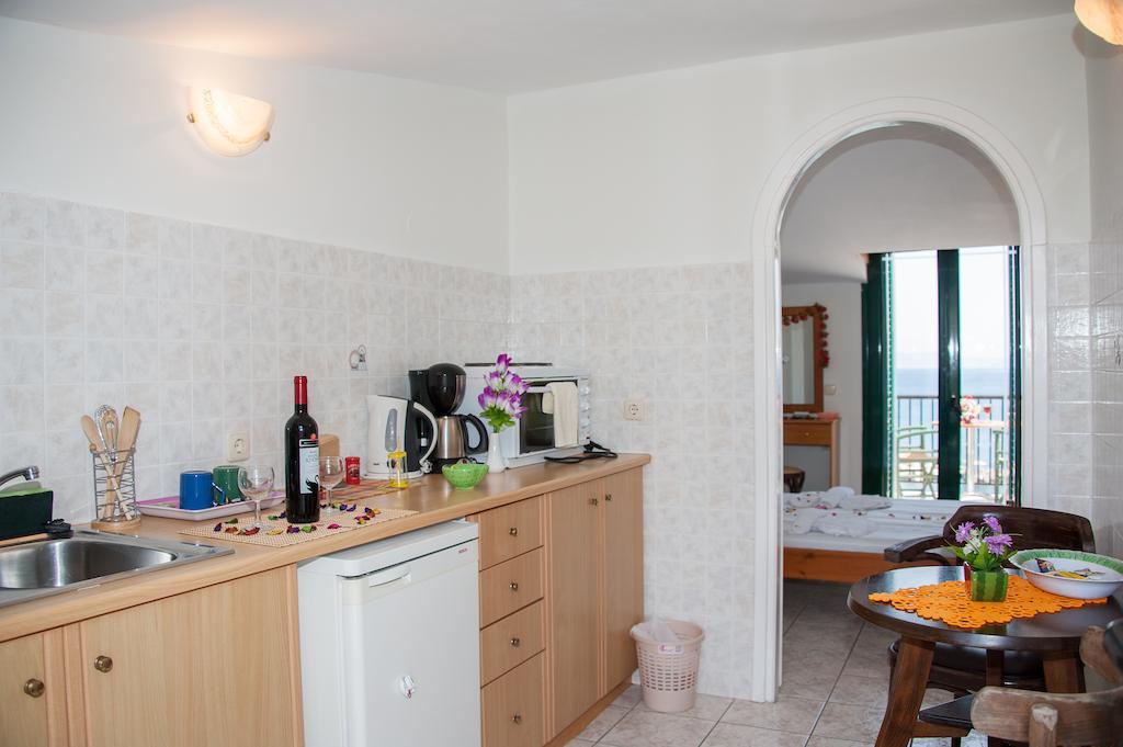 Karmiris Studios And Apartments Керион Номер фото