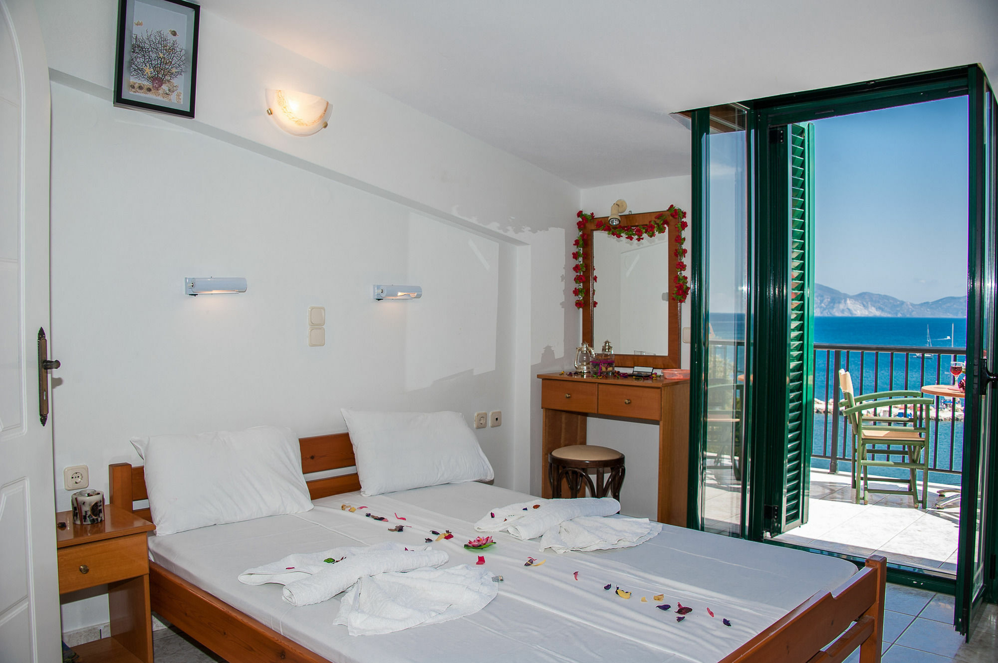 Karmiris Studios And Apartments Керион Экстерьер фото